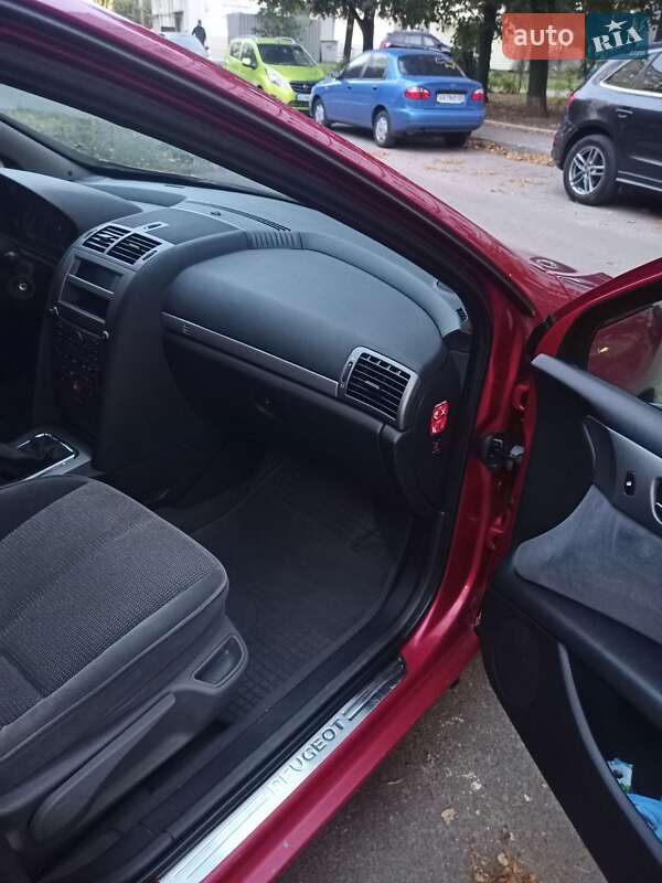 Седан Peugeot 407 2004 в Харькове