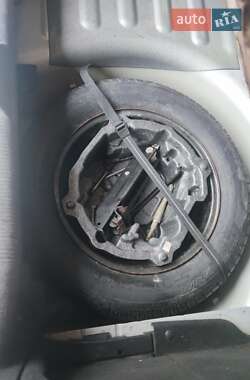 Седан Peugeot 407 2004 в Івано-Франківську