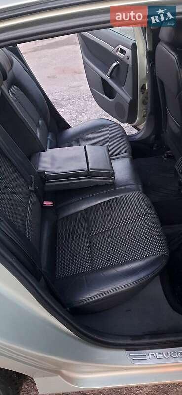 Седан Peugeot 407 2005 в Киеве