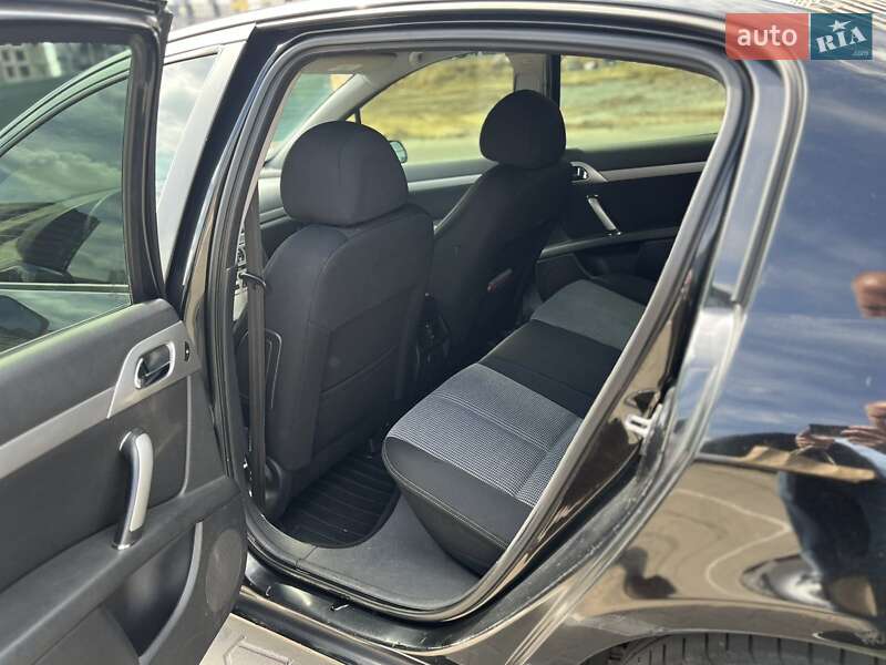 Седан Peugeot 407 2008 в Киеве