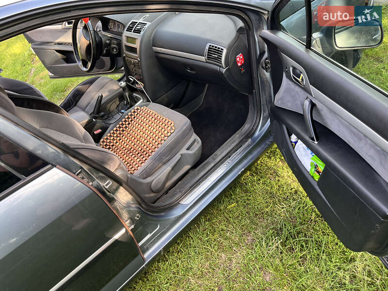 Универсал Peugeot 407 2005 в Бышеве