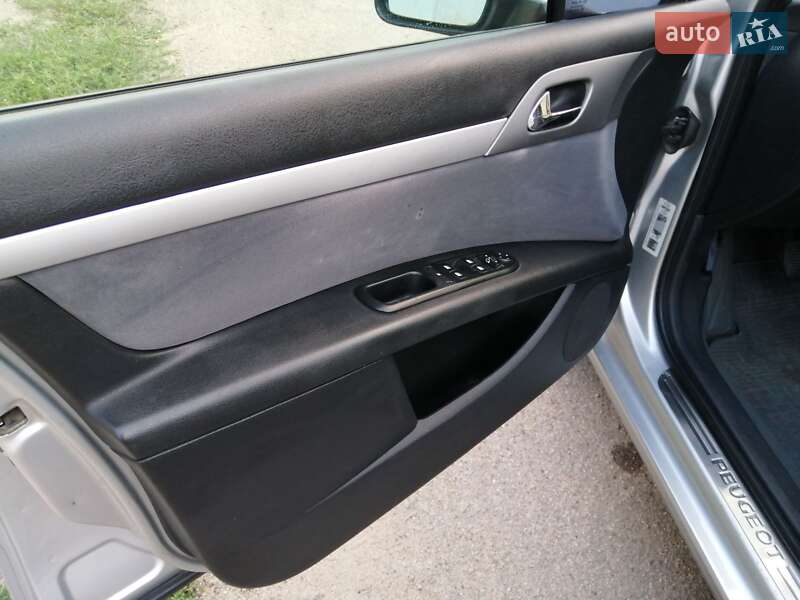 Седан Peugeot 407 2005 в Запорожье