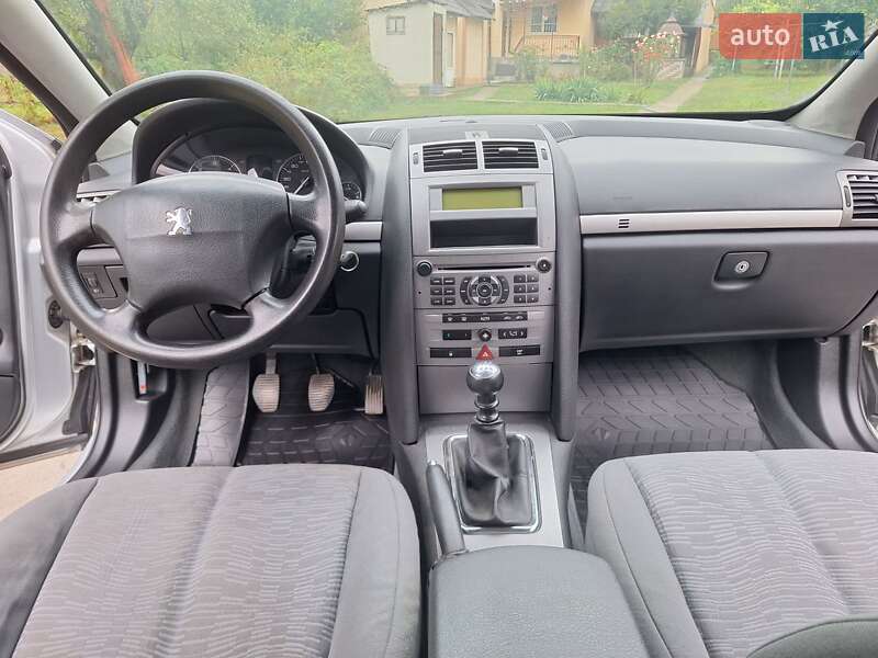 Седан Peugeot 407 2004 в Чернівцях