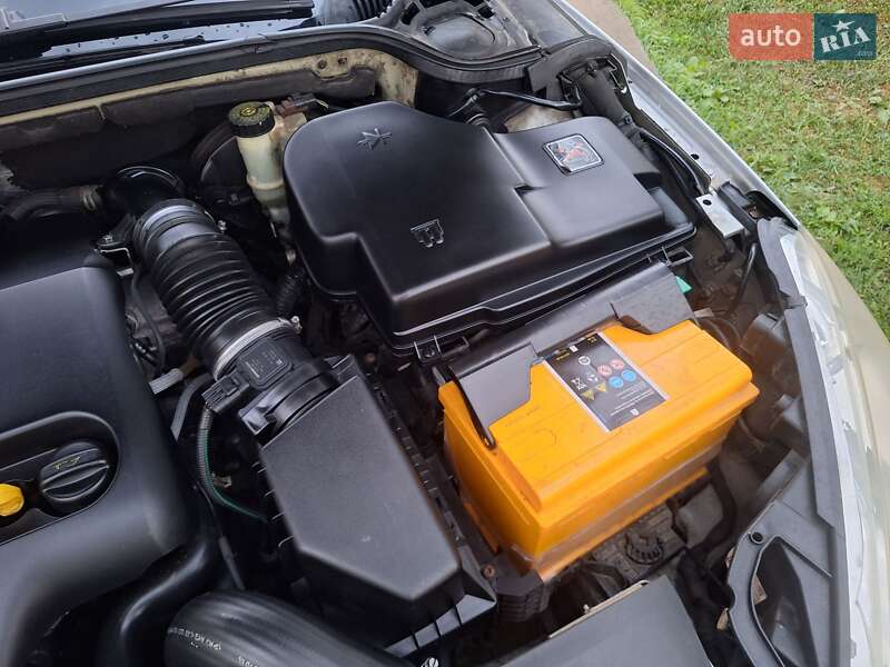 Седан Peugeot 407 2004 в Чернівцях