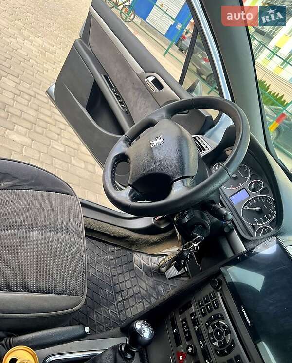 Седан Peugeot 407 2004 в Харкові