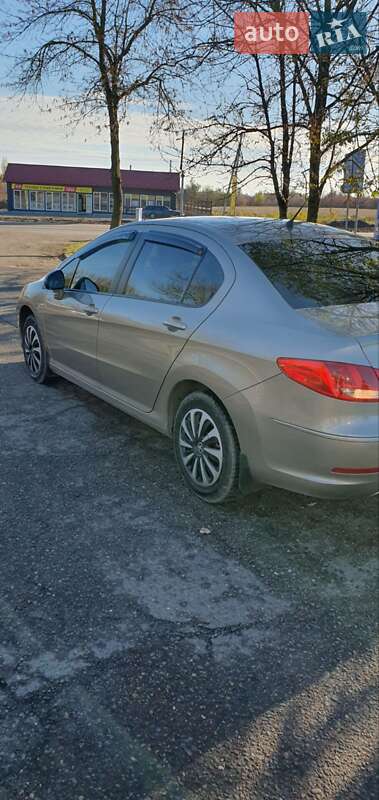 Седан Peugeot 408 2012 в Хотині
