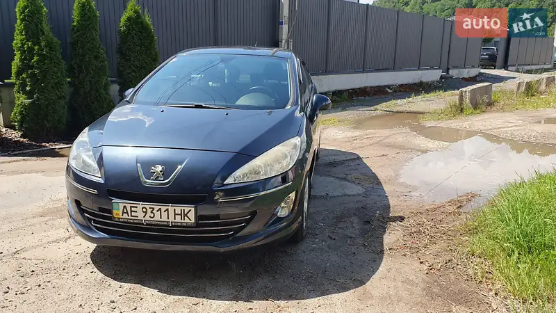Peugeot 408