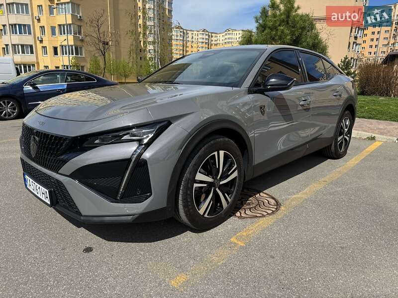 Лифтбек Peugeot 408 2024 в 