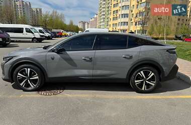 Лифтбек Peugeot 408 2024 в 