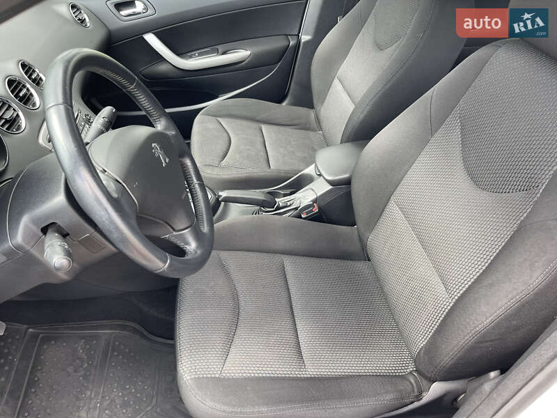 Седан Peugeot 408 2012 в Кропивницькому