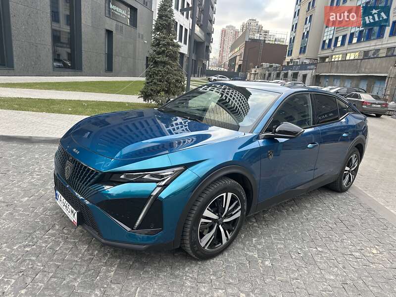 Peugeot 408 2023