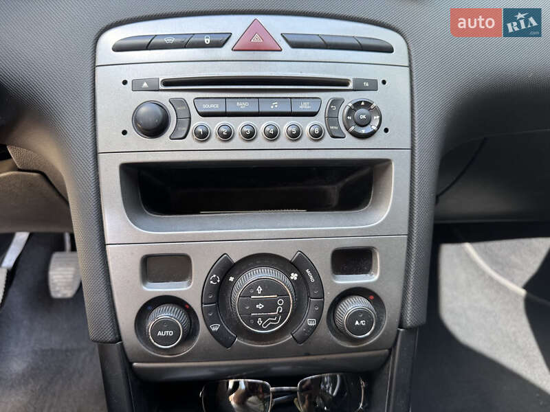 Седан Peugeot 408 2013 в Києві