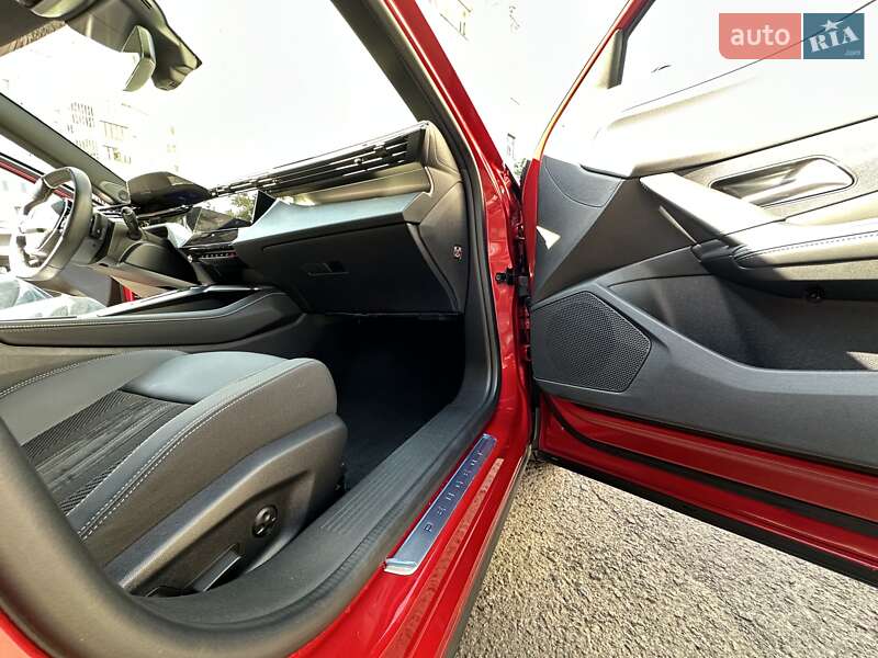 Ліфтбек Peugeot 408 2023 в Рівному