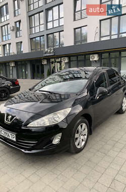 Седан Peugeot 408 2013 в Новояворівську