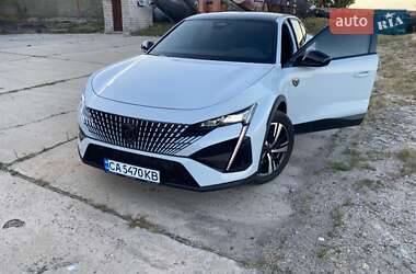 Лифтбек Peugeot 408 2023 в Киеве