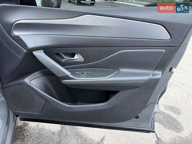 Лифтбек Peugeot 408 2023 в Одессе фото 29 Лифтбек Peugeot 408 2023 в Одессе