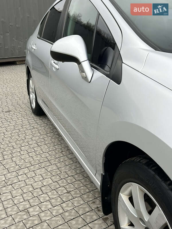 Седан Peugeot 408 2013 в Полтаві