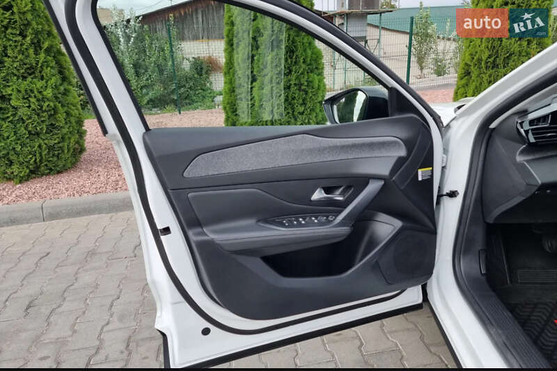 Лифтбек Peugeot 408 2023 в Виннице фото 12 Лифтбек Peugeot 408 2023 в Виннице