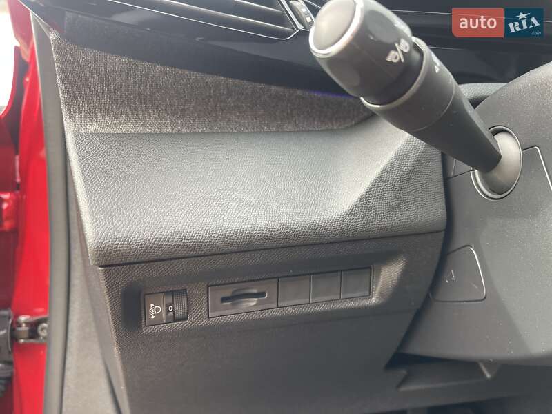 Лифтбек Peugeot 408 2023 в Николаеве