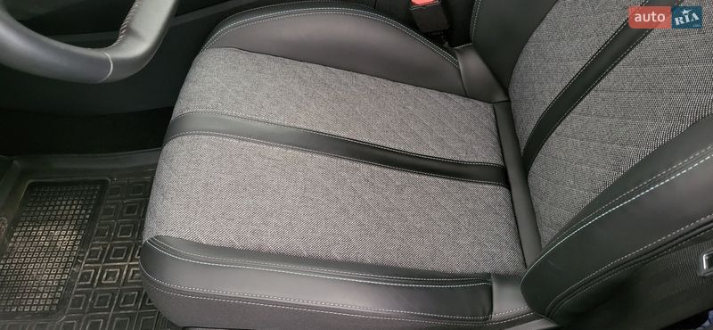 Лифтбек Peugeot 408 2023 в Львове