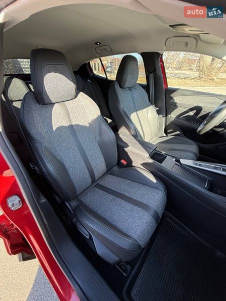 Лифтбек Peugeot 408 2023 в Умани