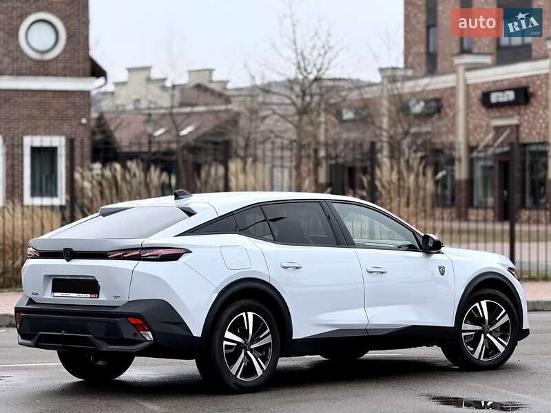 Лифтбек Peugeot 408 2023 в Киеве