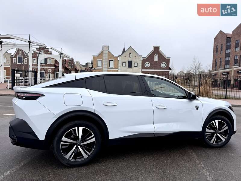 Лифтбек Peugeot 408 2023 в Киеве