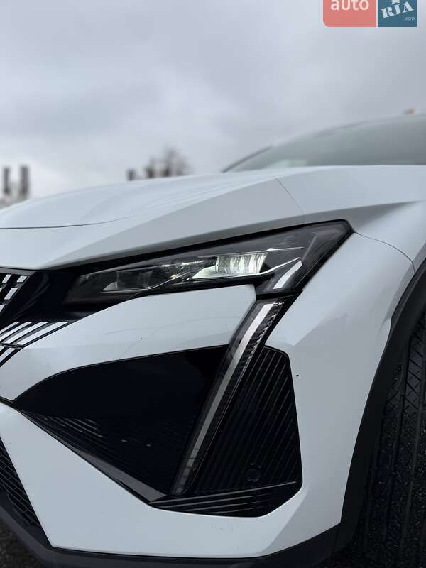 Лифтбек Peugeot 408 2023 в Киеве