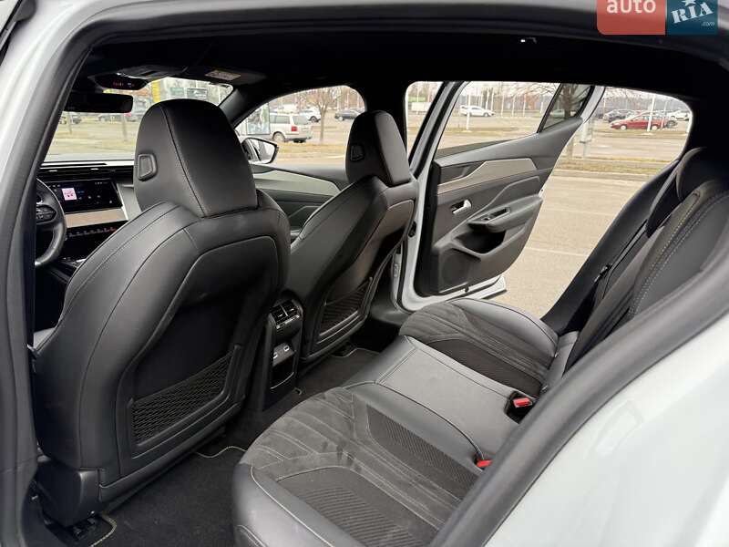 Лифтбек Peugeot 408 2023 в Киеве