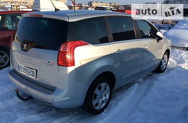 Универсал Peugeot 5008 2011 в Ивано-Франковске