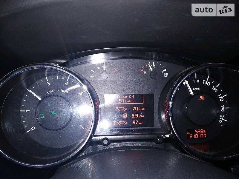 Минивэн Peugeot 5008 2010 в Киеве