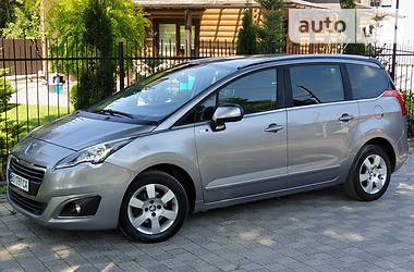 Peugeot 5008 2015