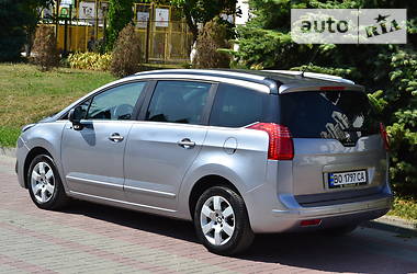 Универсал Peugeot 5008 2015 в Тернополе