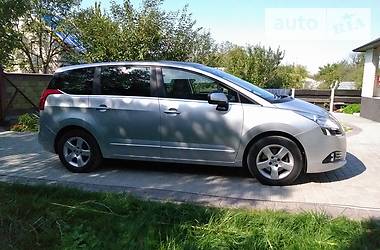 Минивэн Peugeot 5008 2010 в Луцке