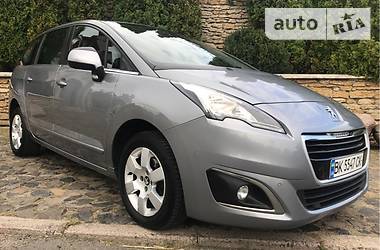 Универсал Peugeot 5008 2015 в Ровно