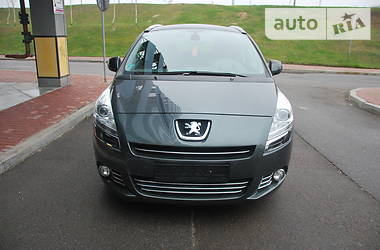 Минивэн Peugeot 5008 2012 в Киеве