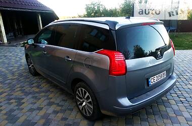 Универсал Peugeot 5008 2014 в Черновцах