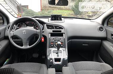 Мінівен Peugeot 5008 2014 в 