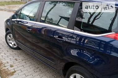 Мінівен Peugeot 5008 2010 в 