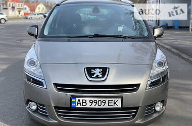 Мінівен Peugeot 5008 2011 в Вінниці