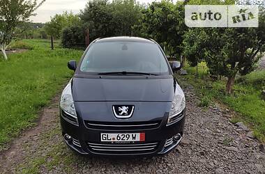 Мінівен Peugeot 5008 2013 в 