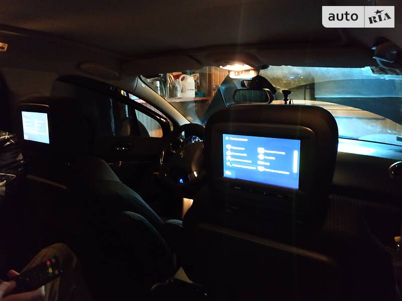 Минивэн Peugeot 5008 2010 в Киеве