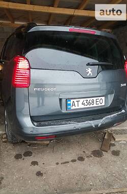 Минивэн Peugeot 5008 2013 в Снятине
