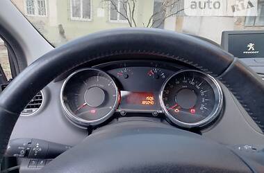 Минивэн Peugeot 5008 2015 в Львове