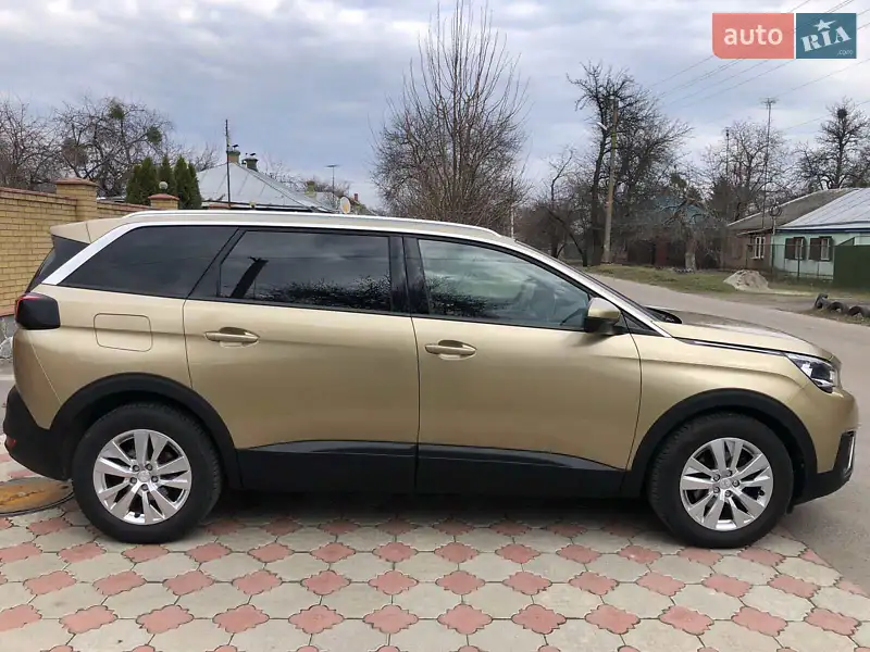 Peugeot 5008
