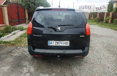 Минивэн Peugeot 5008 2010 в Киеве