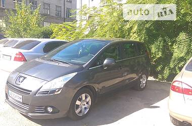 Универсал Peugeot 5008 2010 в Днепре