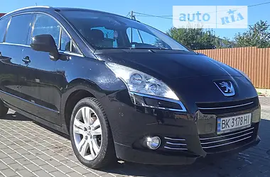 Peugeot 5008 2010