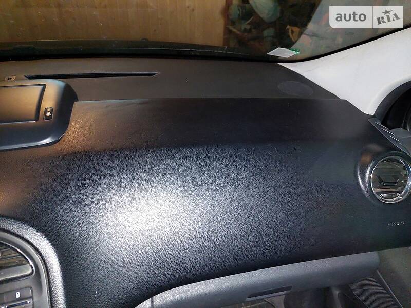 Минивэн Peugeot 5008 2010 в Киеве
