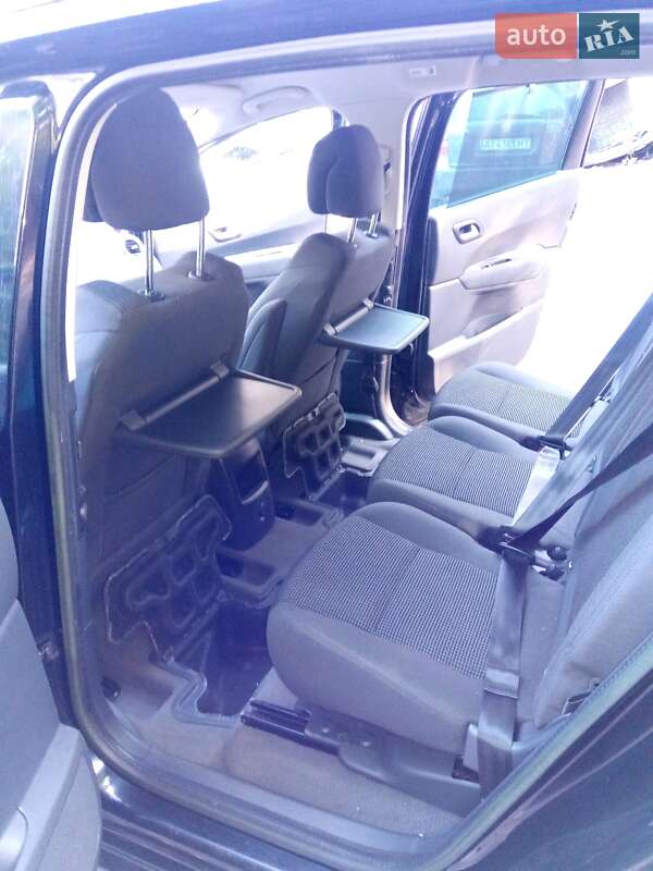 Мінівен Peugeot 5008 2012 в Києві